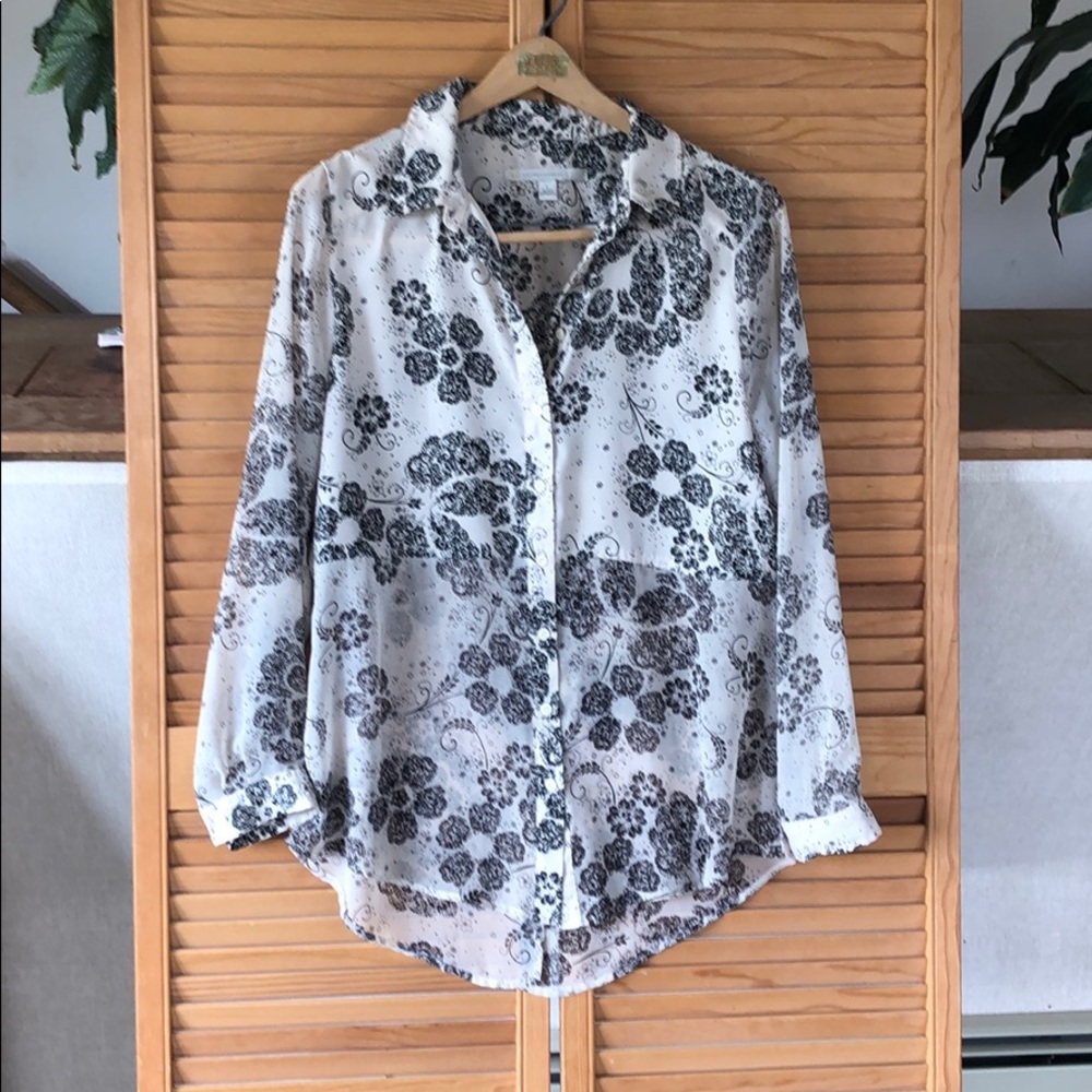 Long sleeved blouse